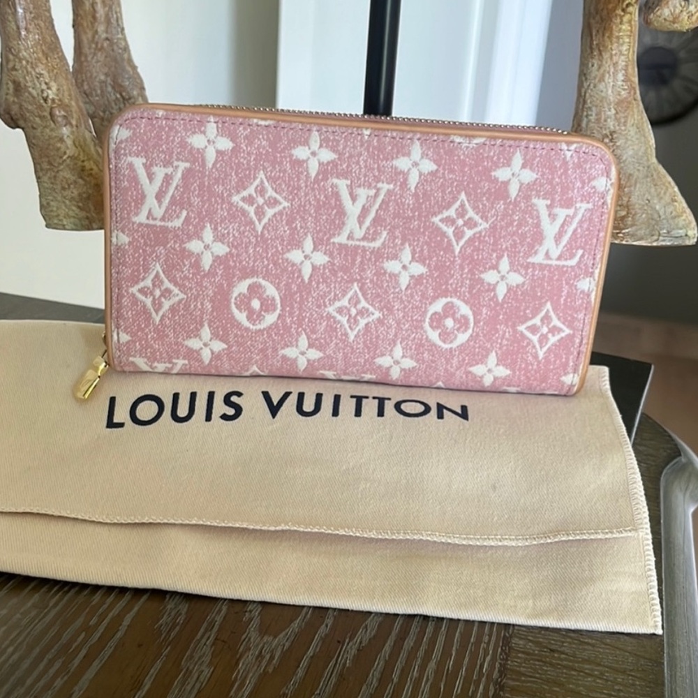 Louis Vuitton Monogram Jacquard Wallet Denim Pink